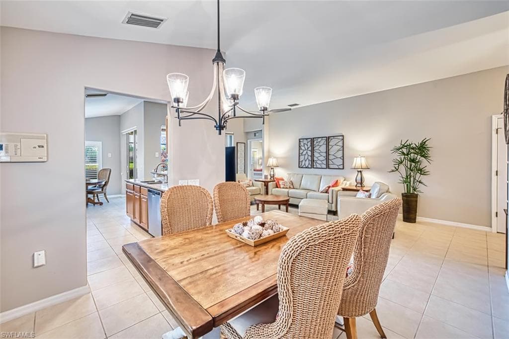 9919 Horse Creek RD, FORT MYERS FL 33913-9