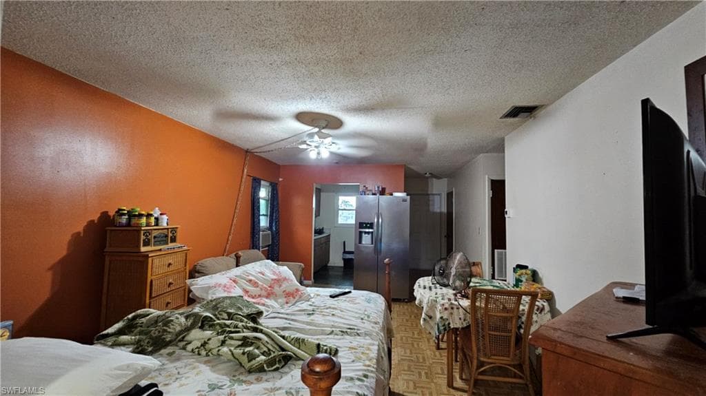 1116 Broad ST N, LEHIGH ACRES FL 33936-5