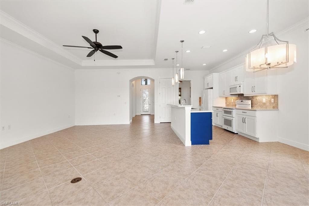 11511 Giulia DR, FORT MYERS FL 33913-12