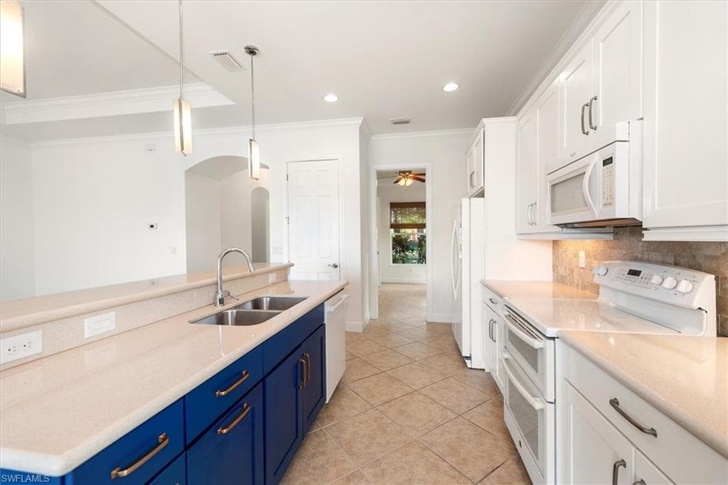 11511 Giulia DR, FORT MYERS FL 33913-11