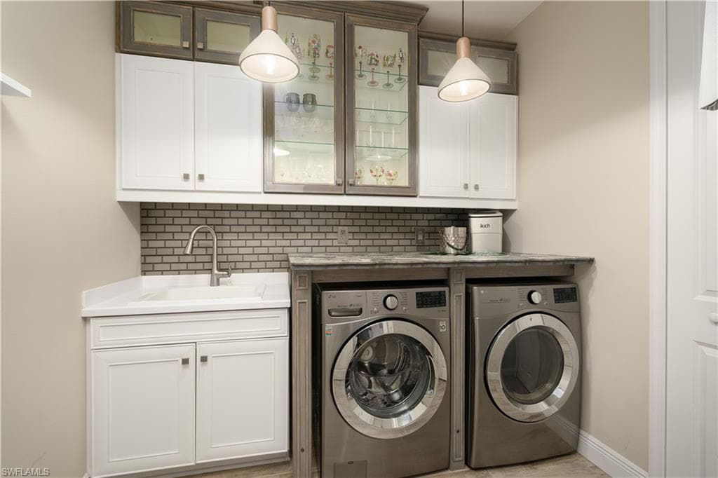 11676 Solano DR, FORT MYERS FL 33966-11