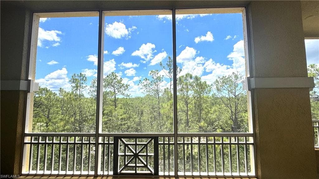 2738 Tiburon BLVD E # B405, NAPLES FL 34109-21