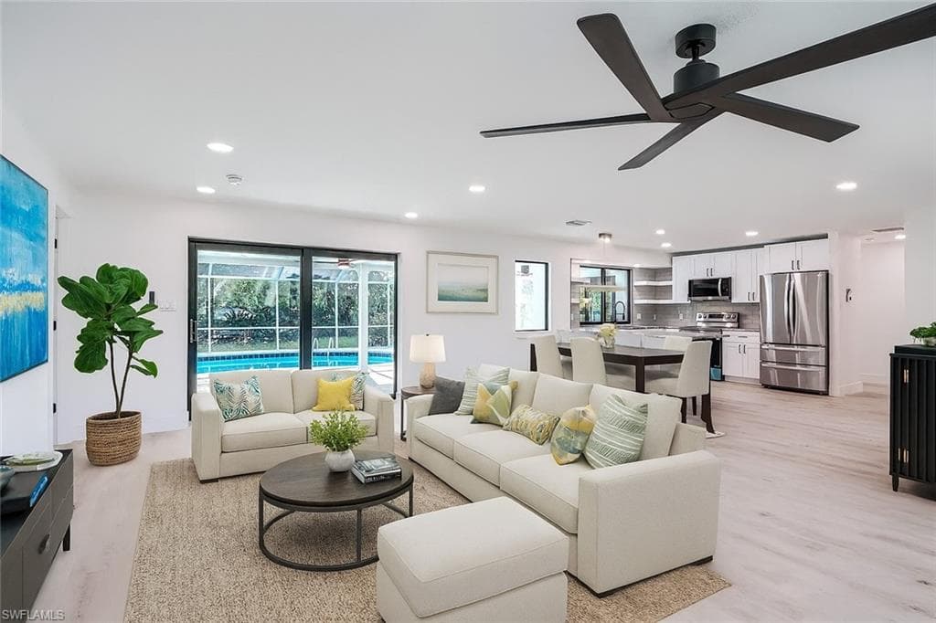 658 Donax ST, SANIBEL FL 33957-2