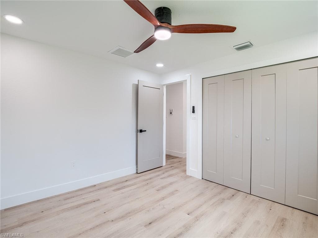 658 Donax ST, SANIBEL FL 33957-27
