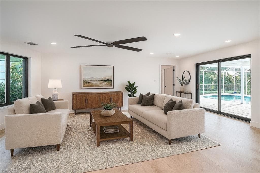 658 Donax ST, SANIBEL FL 33957-4