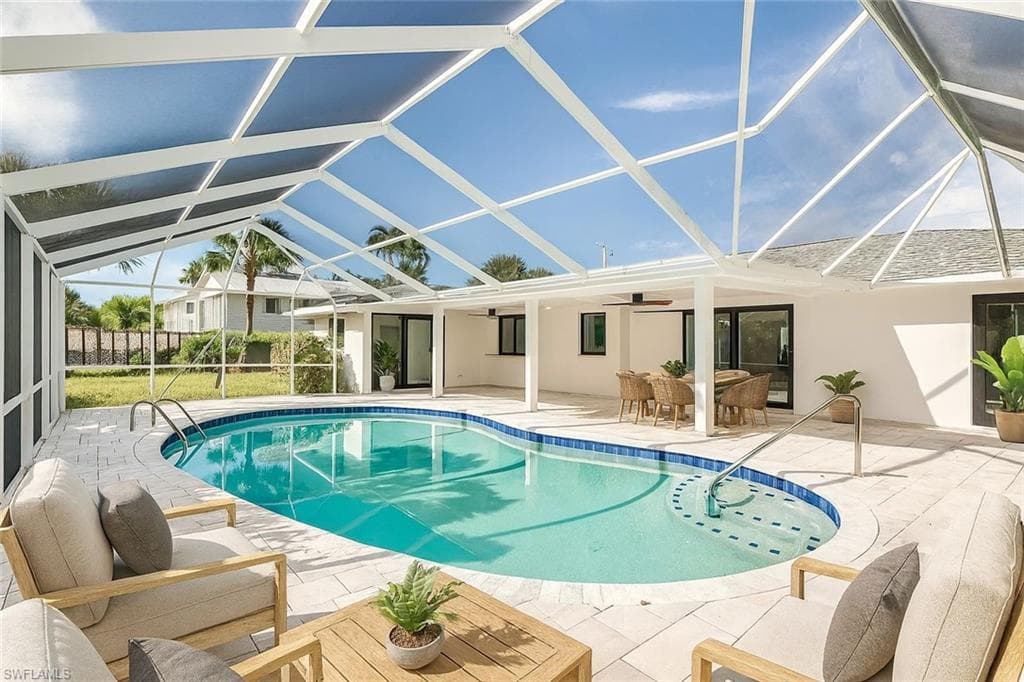 658 Donax ST, SANIBEL FL 33957-29