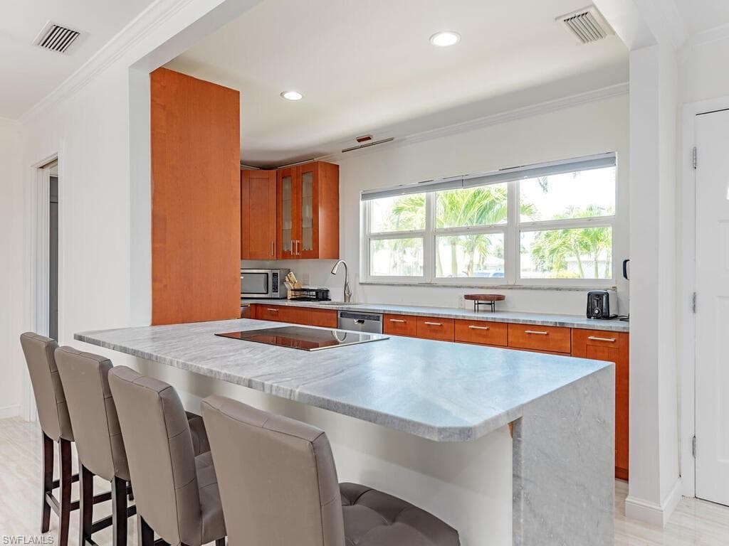 152 Coral Vine DR, NAPLES FL 34110-6