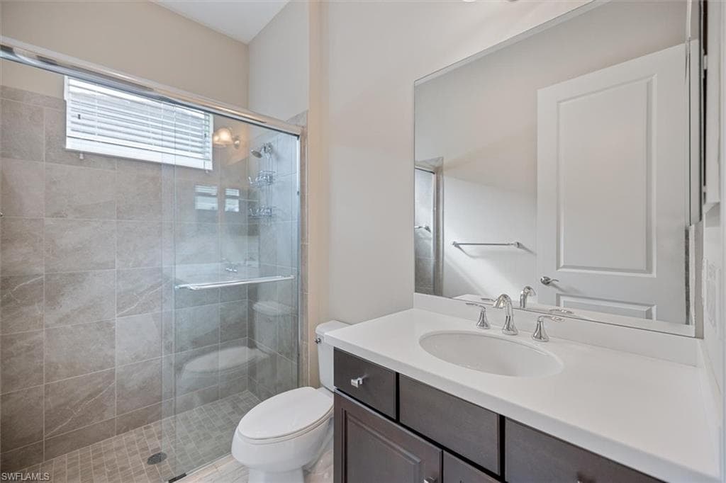 21555 Oaks Of Estero CIR, ESTERO FL 33928-22