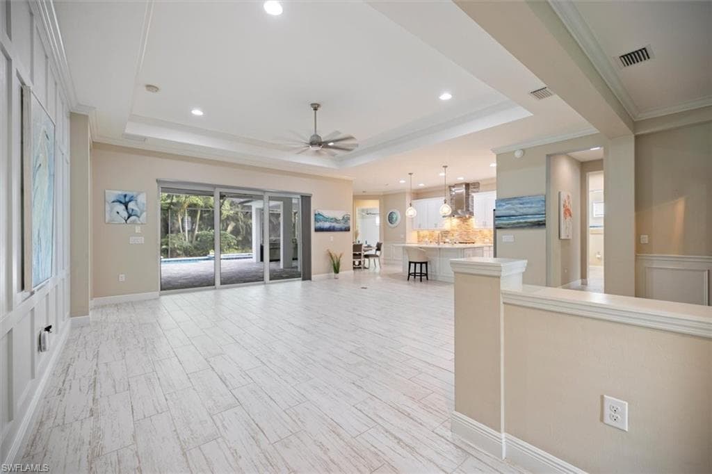 21555 Oaks Of Estero CIR, ESTERO FL 33928-33