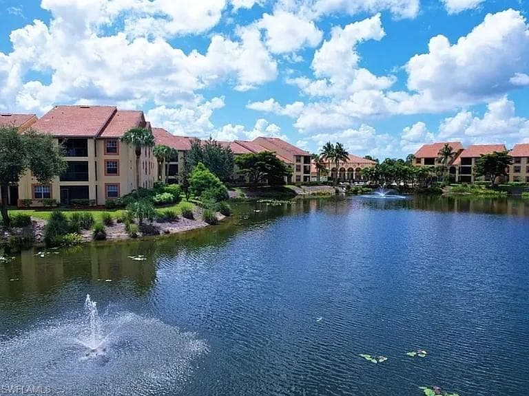 7905 Preserve CIR # 138, NAPLES FL 34119-19