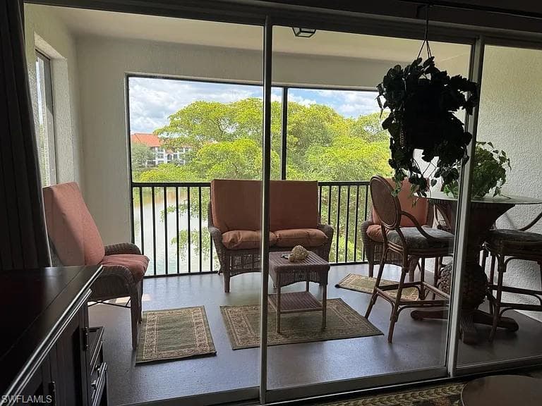 7905 Preserve CIR # 138, NAPLES FL 34119-7