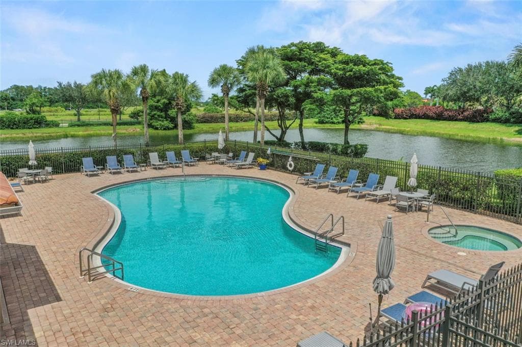 10522 Yorkstone DR, BONITA SPRINGS FL 34135-31