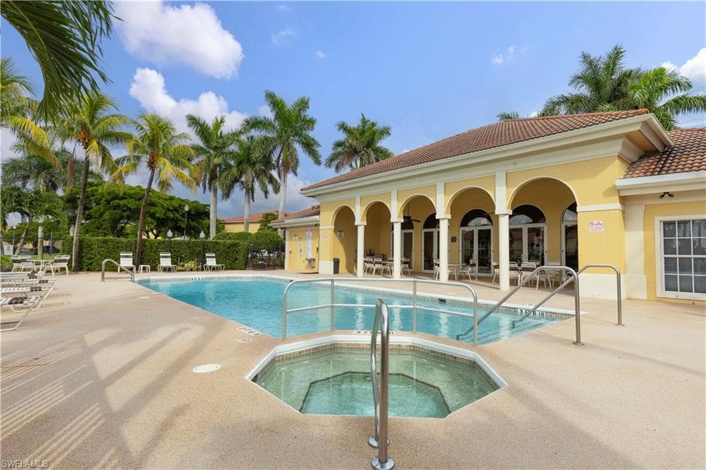 4214 Bellasol CIR # 814, FORT MYERS FL 33916-19