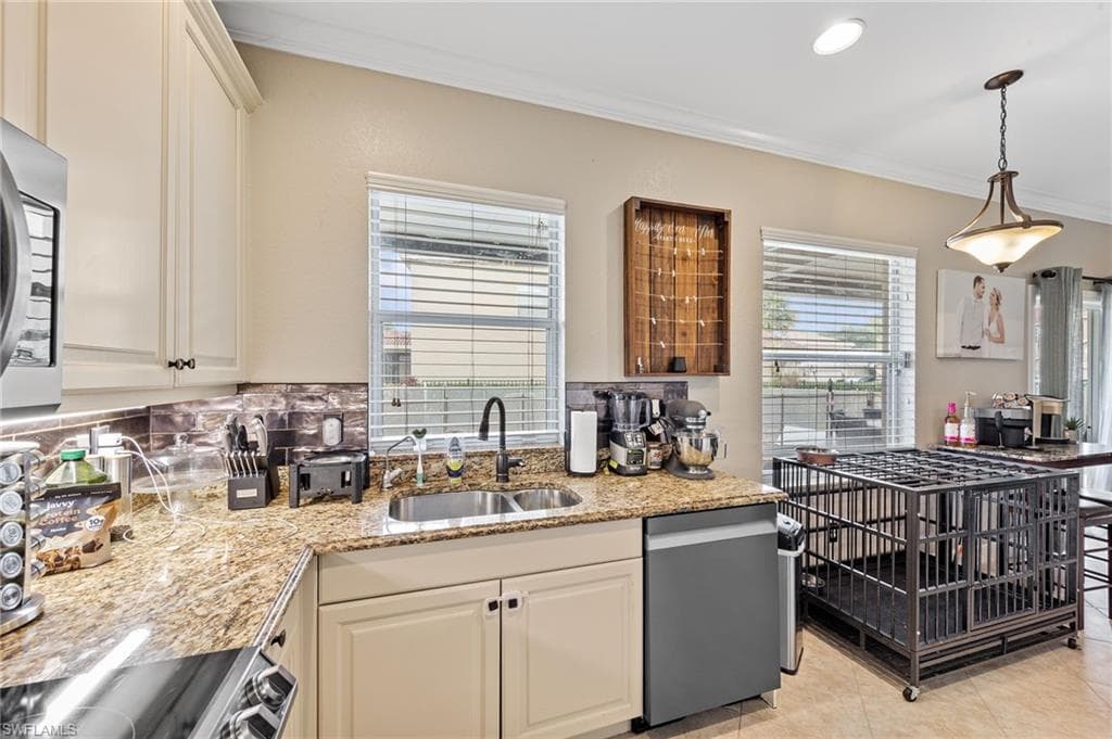 11114 Peace Lilly WAY-22