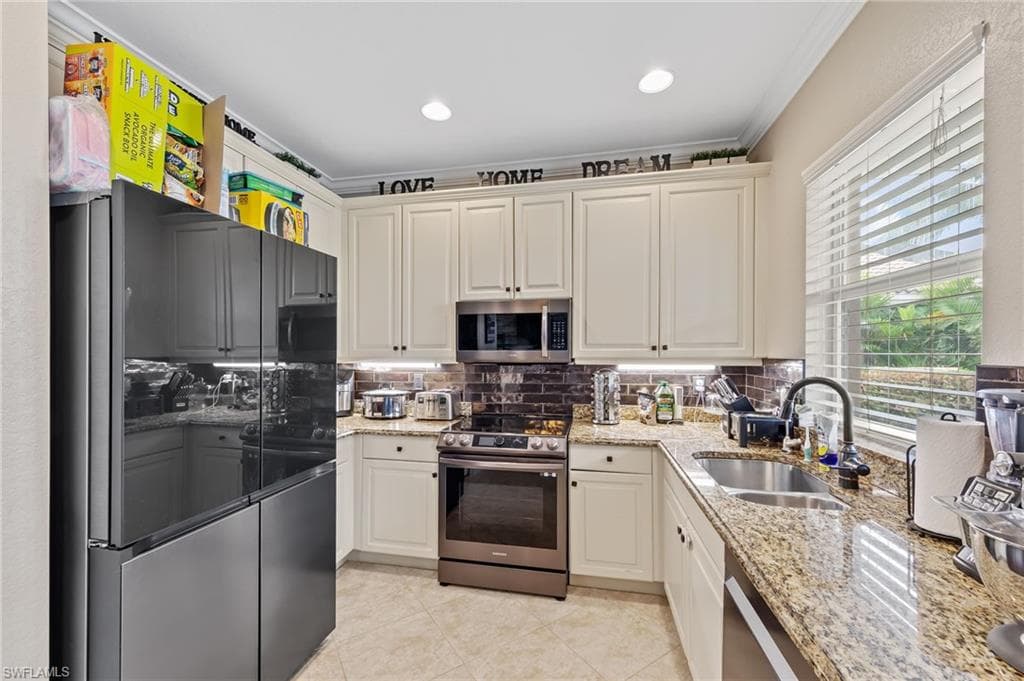 11114 Peace Lilly WAY-21
