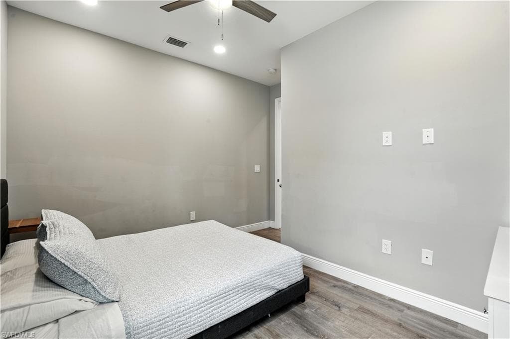 10140 Carolina ST, BONITA SPRINGS FL 34135-28