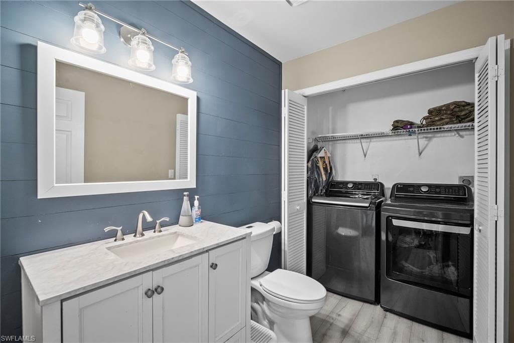 12421 Eagle Pointe CIR, FORT MYERS FL 33913-27