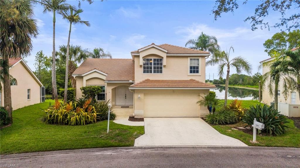 12421 Eagle Pointe CIR, FORT MYERS FL 33913-33