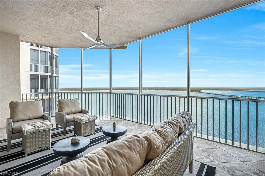 2090 W First ST # E2105, FORT MYERS FL 33901-29