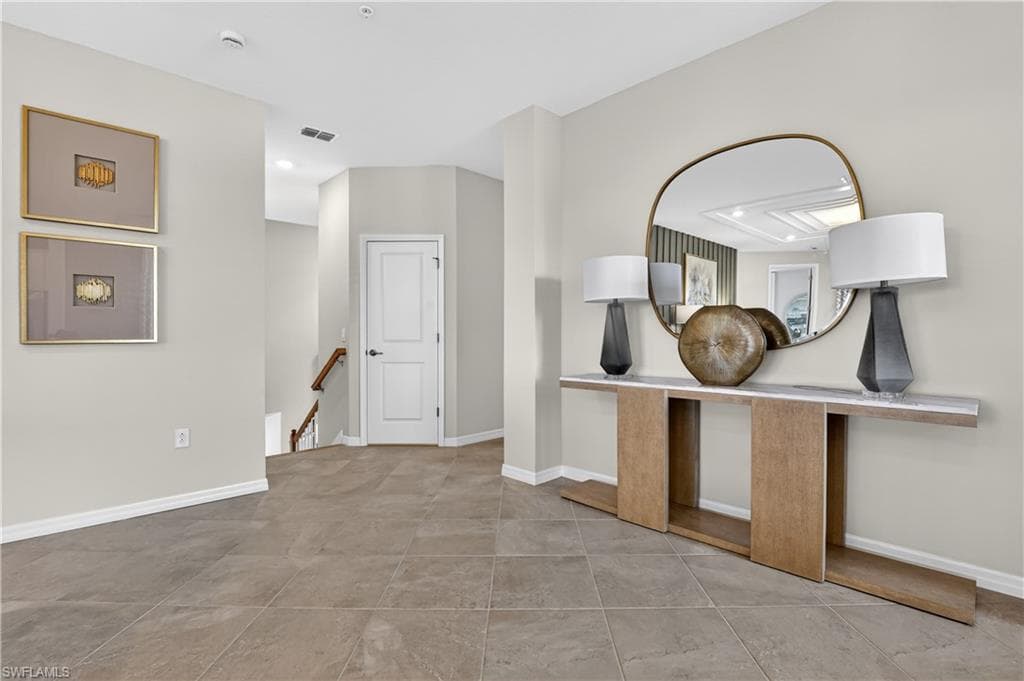 16521 Kingwood LN 2422-26
