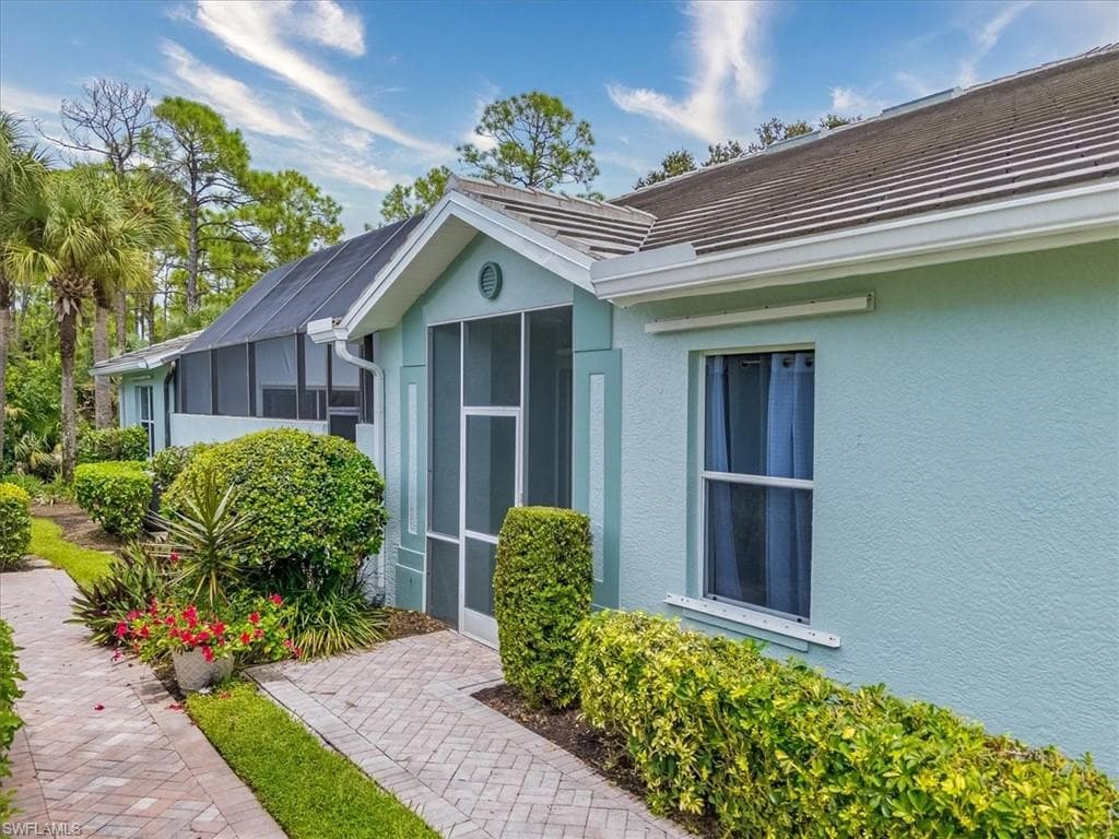 737 Mainsail PL, NAPLES FL 34110-2