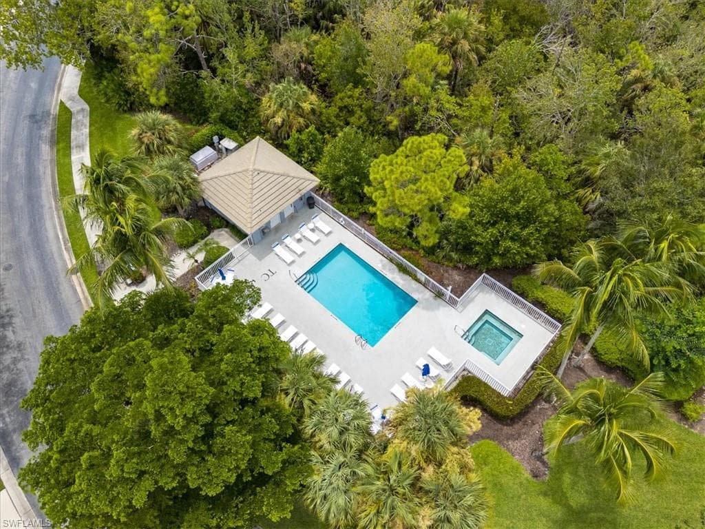 737 Mainsail PL, NAPLES FL 34110-35