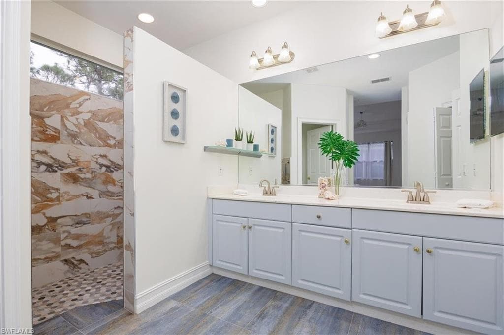 737 Mainsail PL, NAPLES FL 34110-19