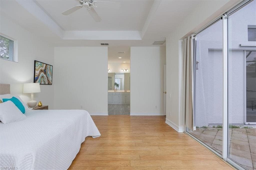 737 Mainsail PL, NAPLES FL 34110-17