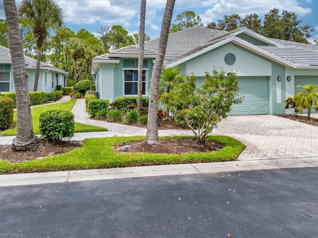 737 Mainsail PL, NAPLES FL 34110-3