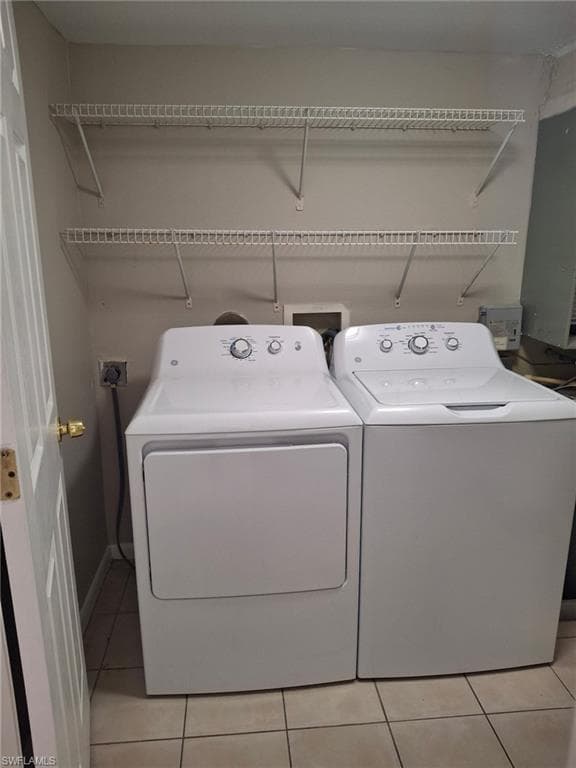 1462 Churchill CIR # T101, NAPLES FL 34116-17