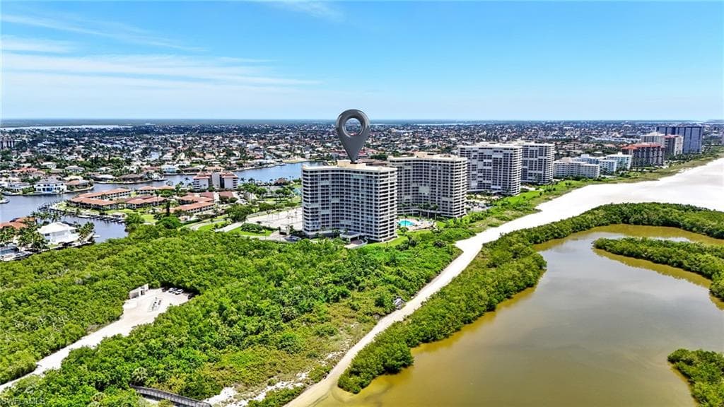 440 Seaview CT # 201, MARCO ISLAND FL 34145-29