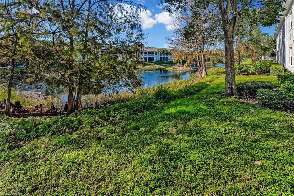 6910 Satinleaf RD N # 101, NAPLES FL 34109-21