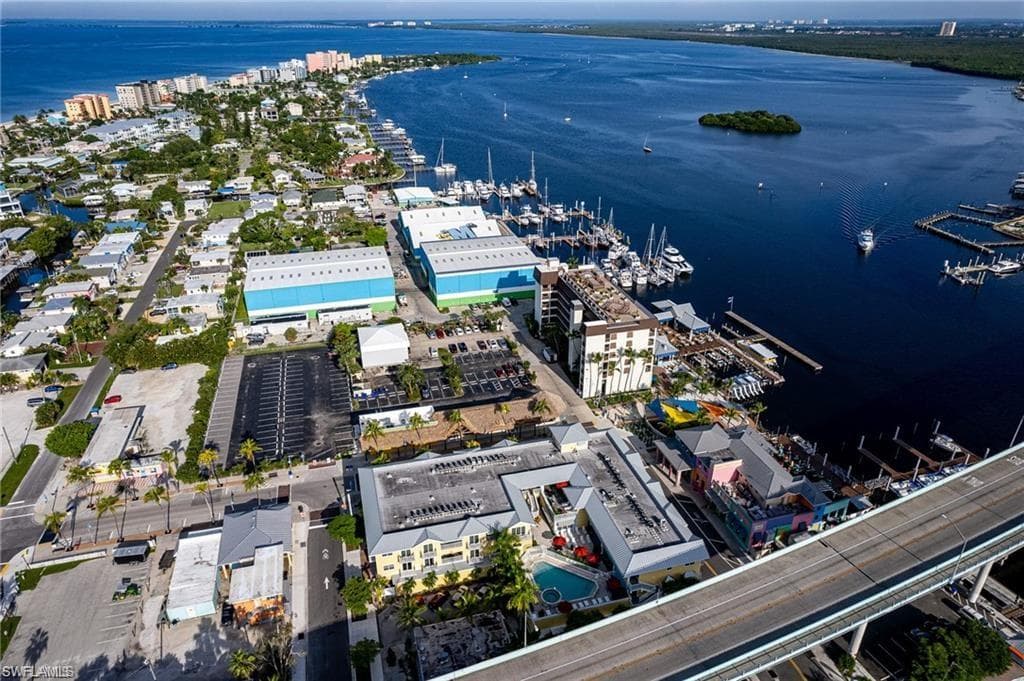 450 Old San Carlos BLVD # 309, FORT MYERS BEACH FL 33931-4