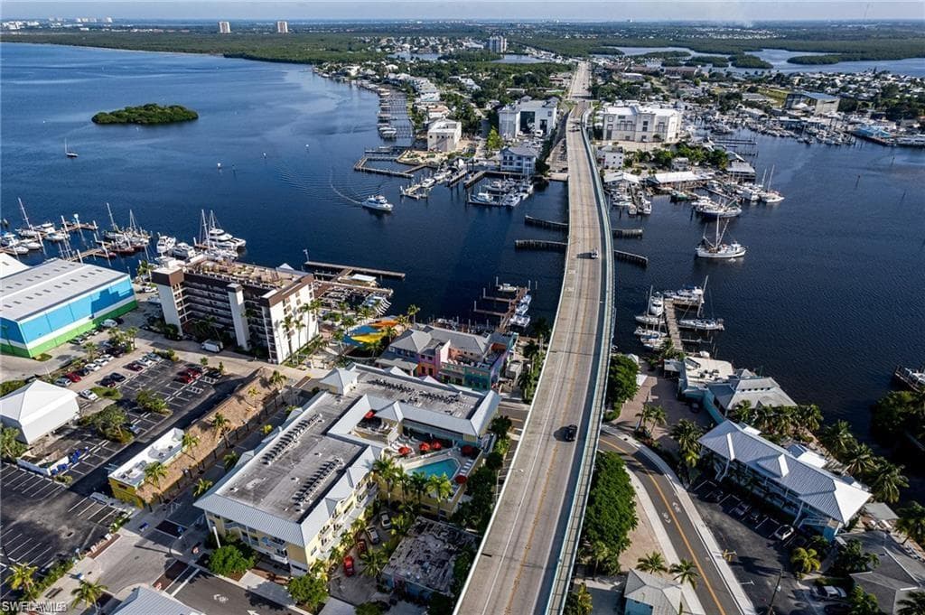 450 Old San Carlos BLVD # 309, FORT MYERS BEACH FL 33931-3