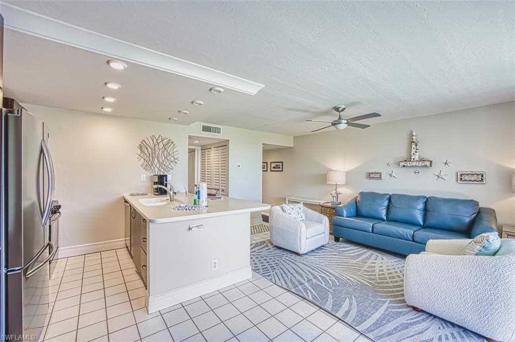 1501 Middle Gulf DR # 307C, SANIBEL FL 33957-8