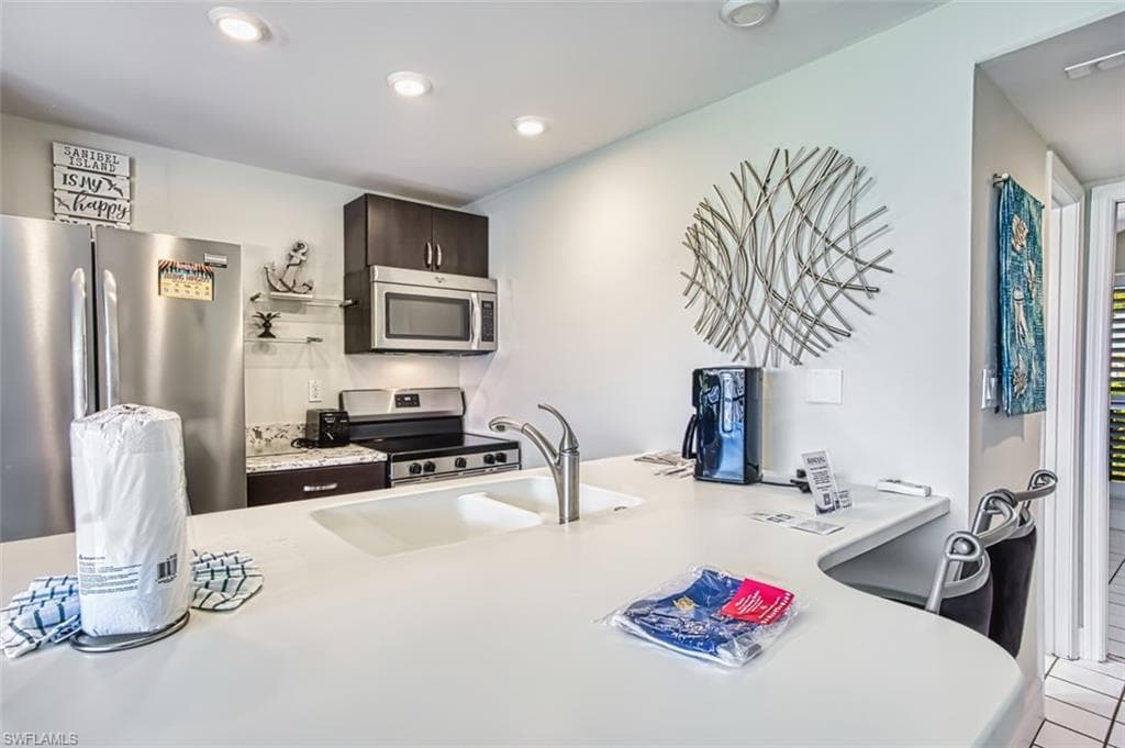 1501 Middle Gulf DR # 307C, SANIBEL FL 33957-13