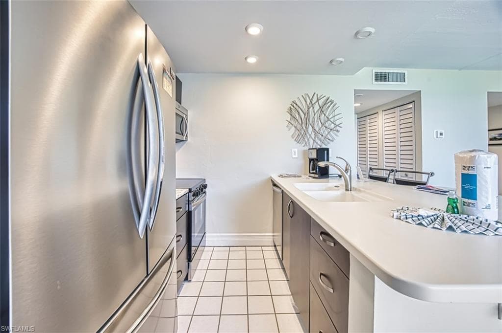 1501 Middle Gulf DR # 307C, SANIBEL FL 33957-14