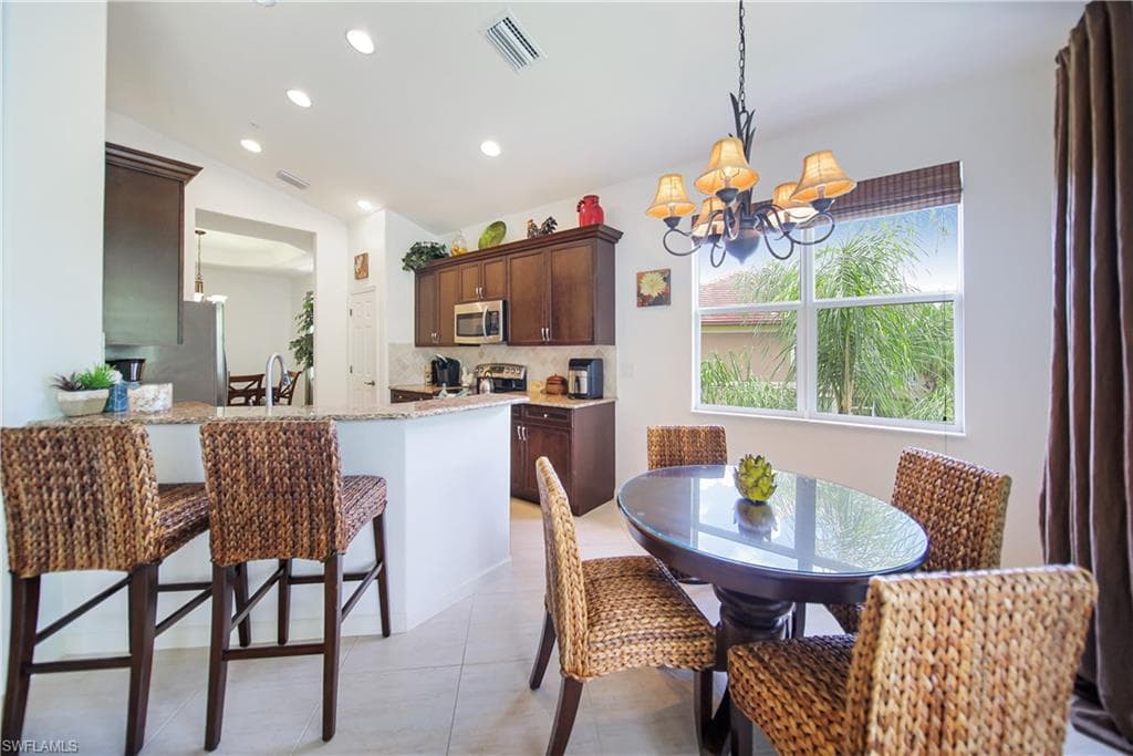 6641 Alden Woods CIR # 201, NAPLES FL 34113-7