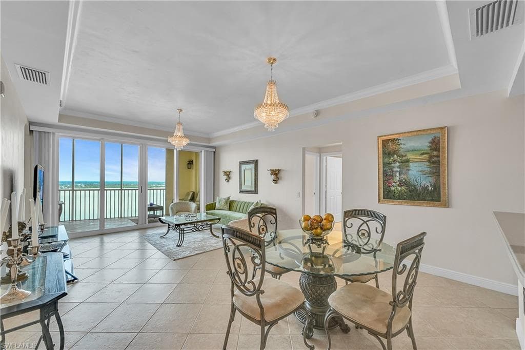 2743 1st ST # 2404, FORT MYERS FL 33916-9