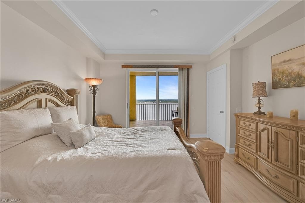 2743 1st ST # 2404, FORT MYERS FL 33916-18