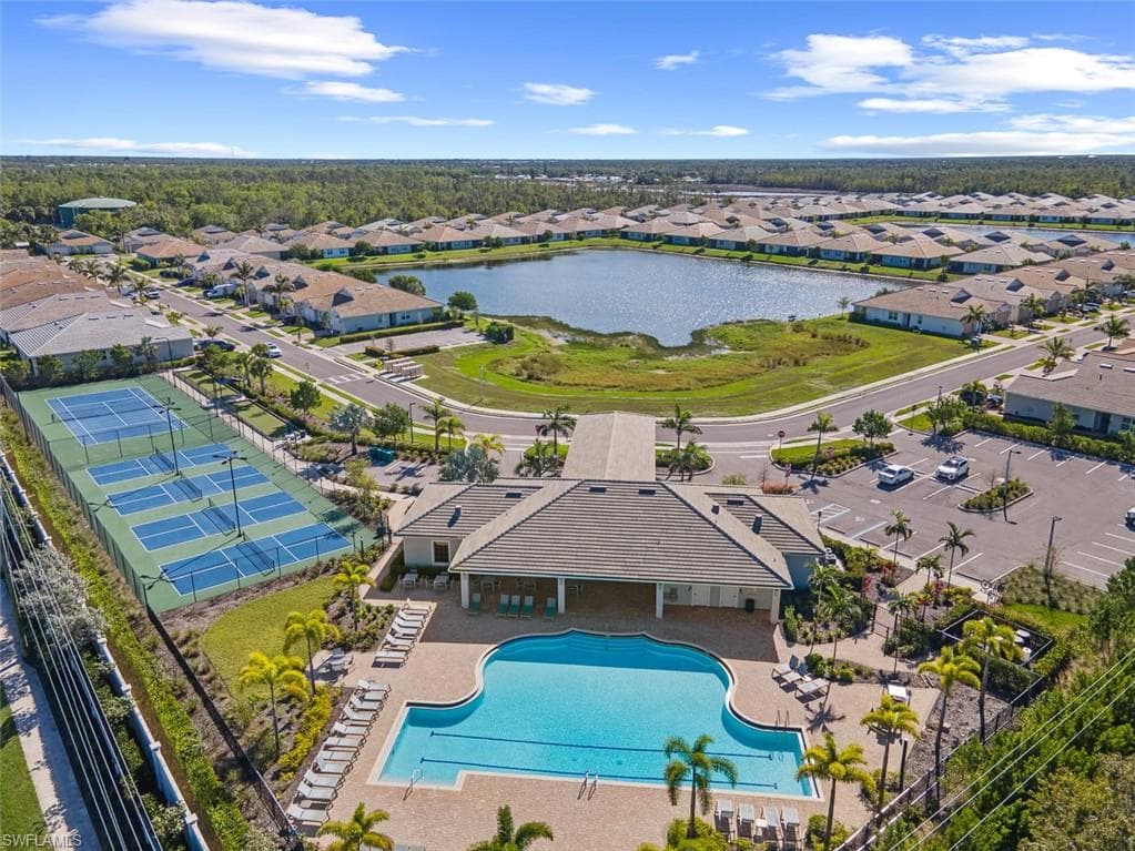 1073 Tranquil Brook DR, NAPLES FL 34114-2