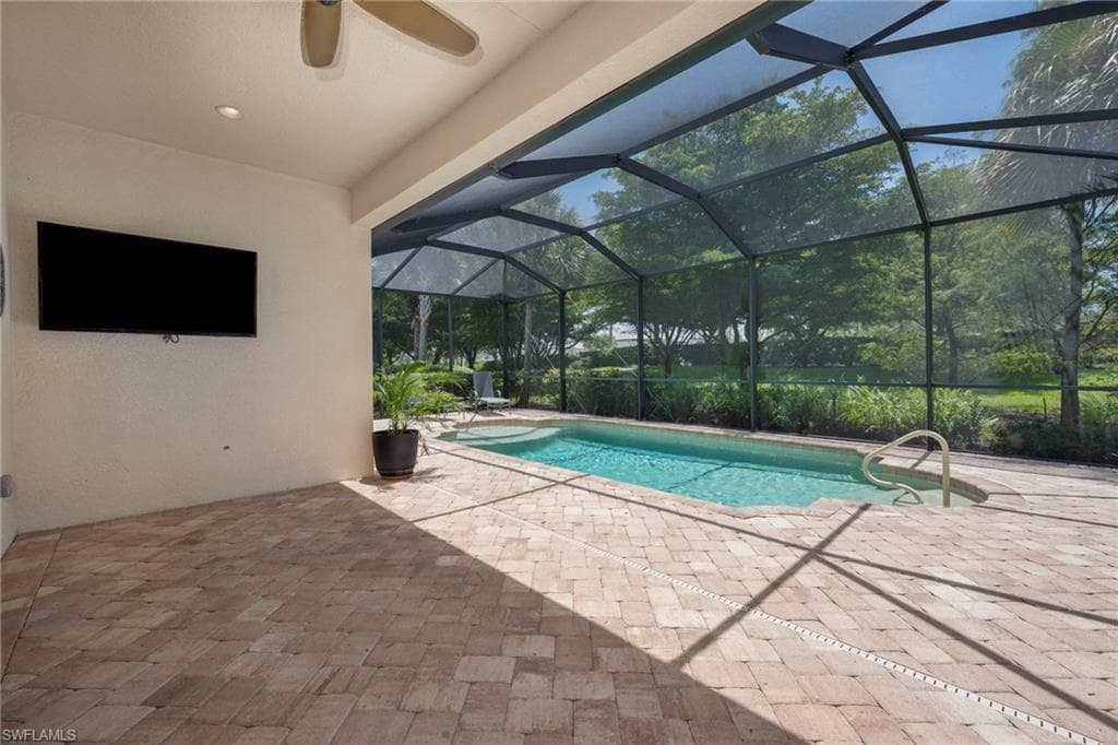 4072 Raffia DR, NAPLES FL 34119-12