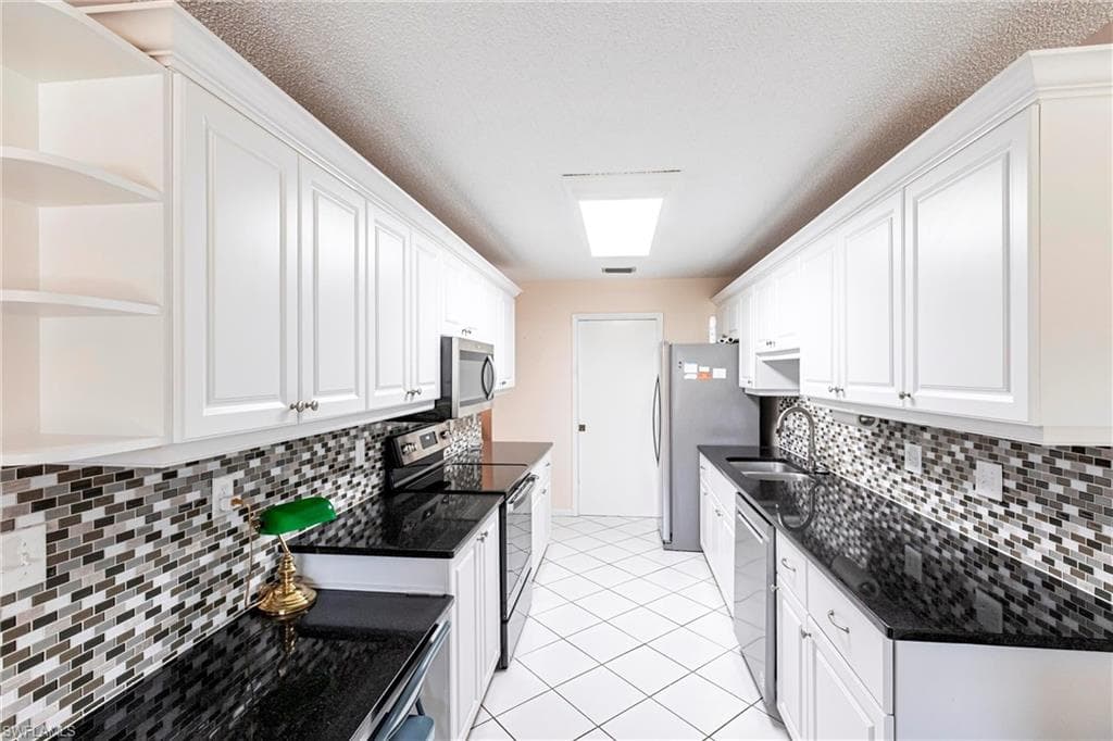 13044 Tall Pine CIR, FORT MYERS FL 33907-8
