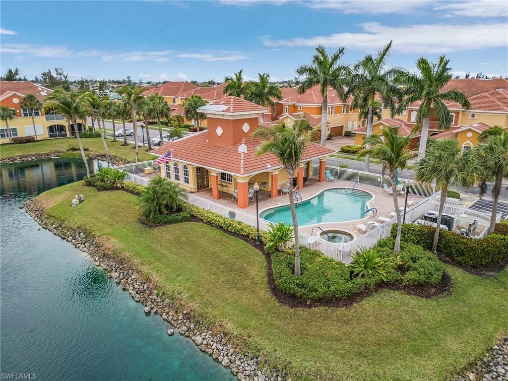 175 Shadroe Cove CIR # 1101, CAPE CORAL FL 33991-26