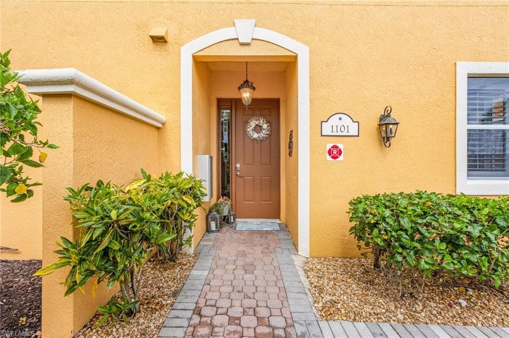 175 Shadroe Cove CIR # 1101, CAPE CORAL FL 33991-5