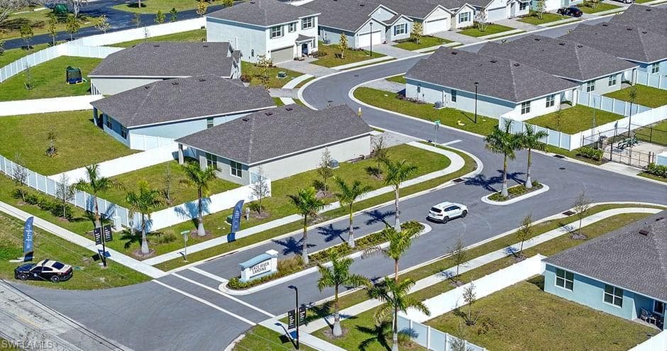 24055 Peaceful Brook LOOP, PORT CHARLOTTE FL 33980-2