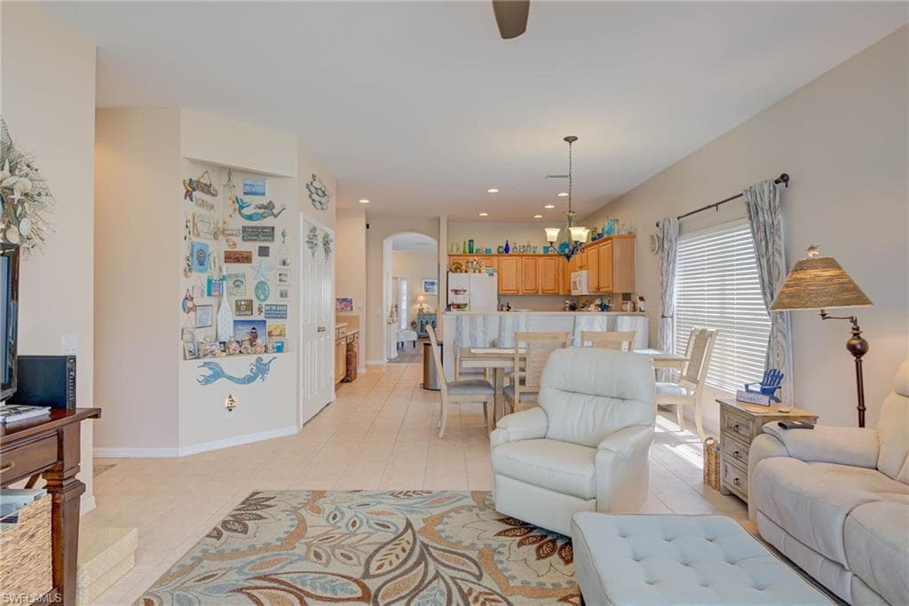 9005 Falcon Pointe LOOP-12