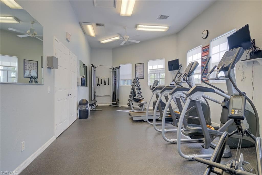9005 Falcon Pointe LOOP-33