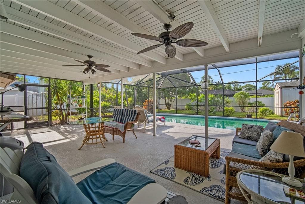 212 Willowick DR, NAPLES FL 34110-22