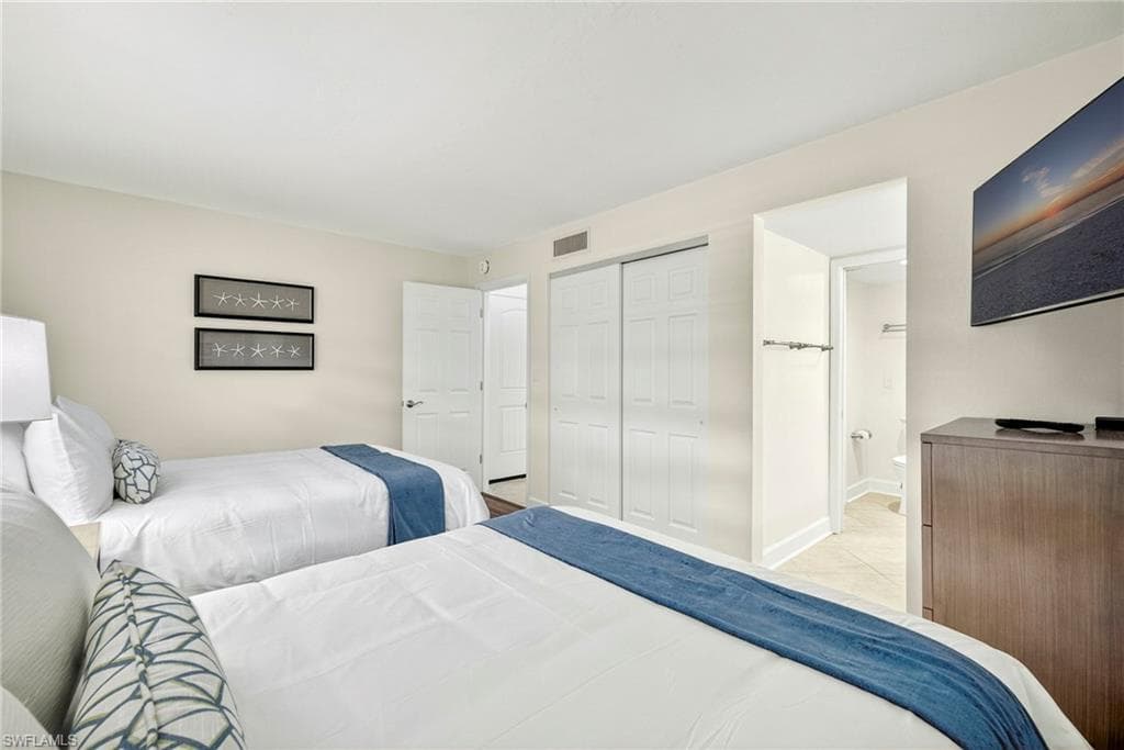 2255 W Gulf DR # 125, SANIBEL FL 33957-9